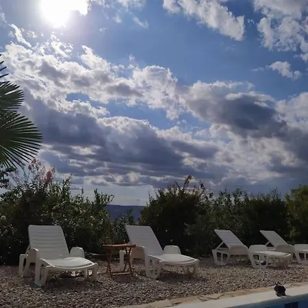 Villa Dairis